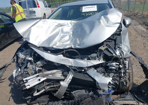 2020 Toyota Corolla Le из США, поврежденный, VIN 5YFEPRAE7LP030185